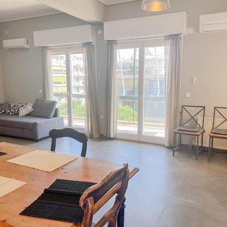 Alimos Sea View Family Apartment أثينا المظهر الخارجي الصورة